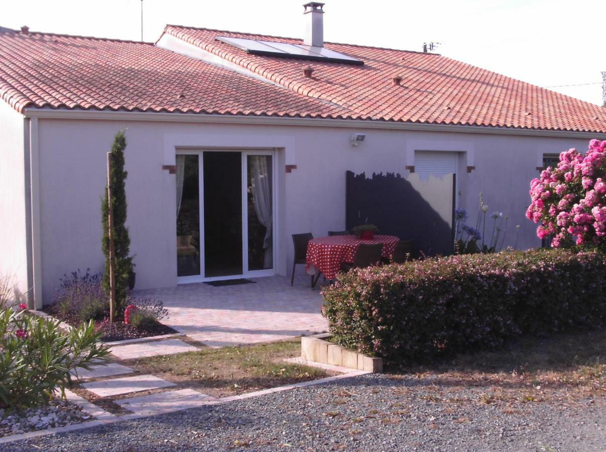 Gite Le Logis Mouchamps Exterior foto
